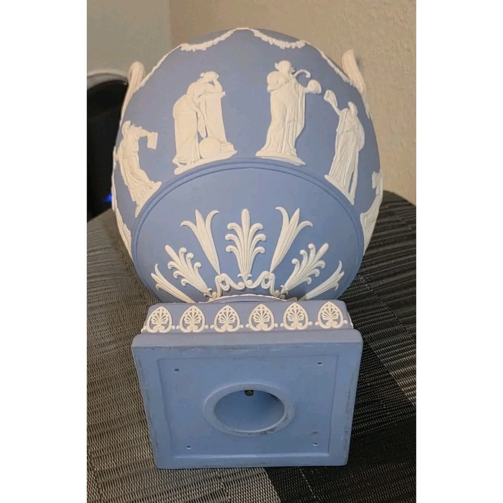 Vintage Wedgwood Blue Jasperware Wing Handled URN/Trophy Vase